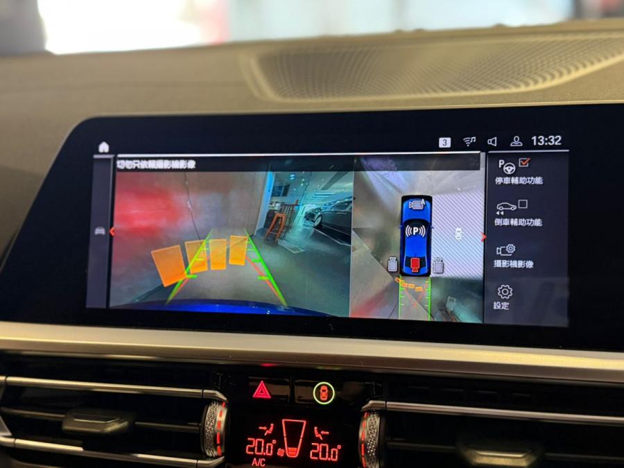 330IA SALOON M SPORT EDITION - Image 10