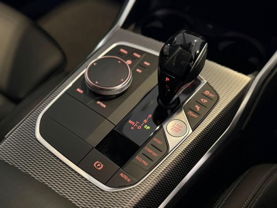 330IA SALOON M SPORT EDITION - Image 12