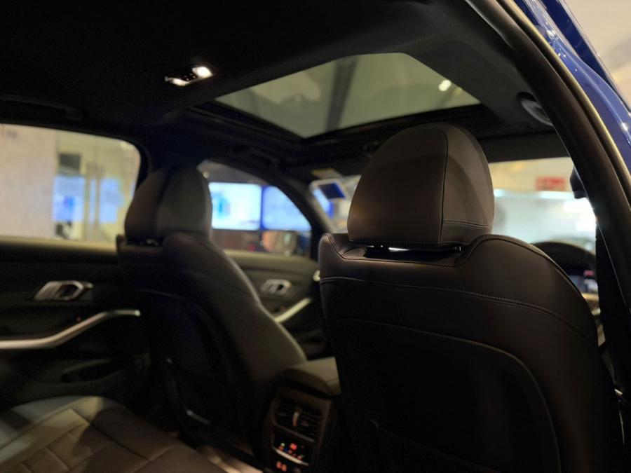 330IA SALOON M SPORT EDITION - Image 13