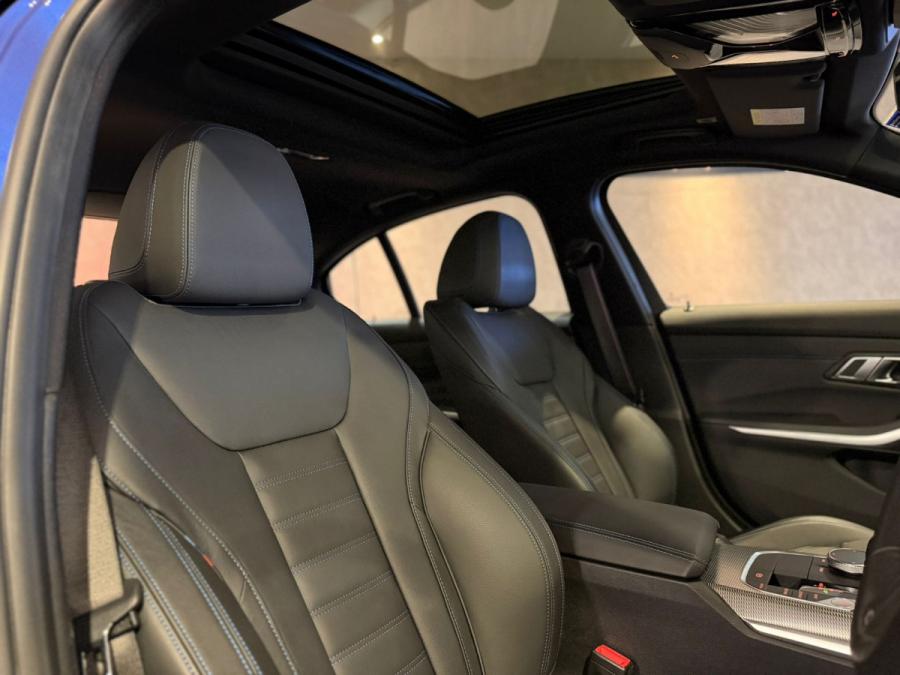 330IA SALOON M SPORT EDITION - Image 14