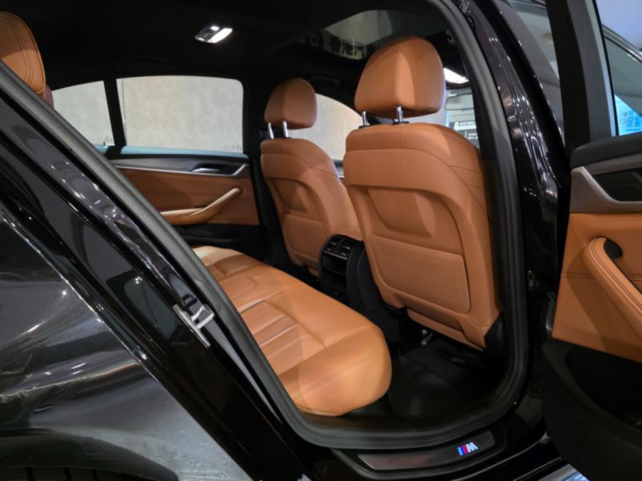 520i M SPORT (G30) - Image 8