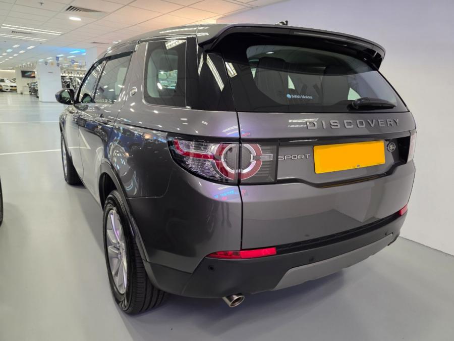 Discovery Sport SE 7S - Image 9