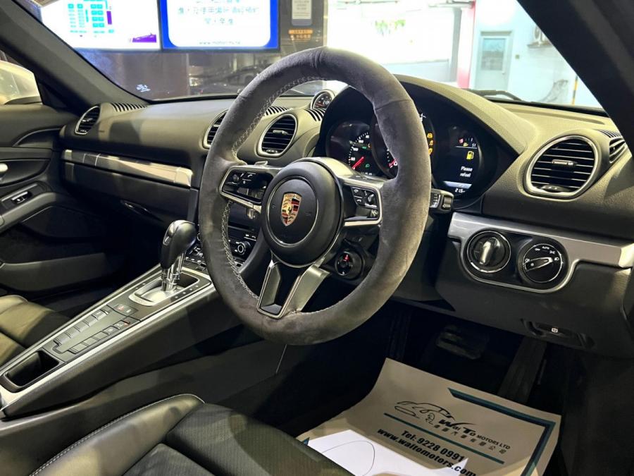 718 Cayman - Image 4