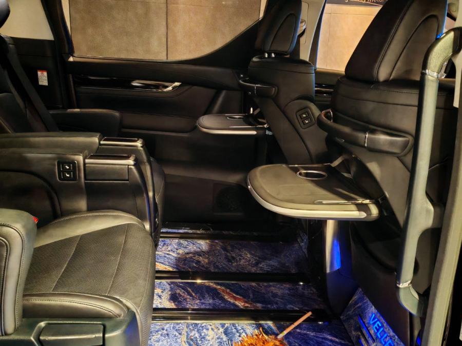 VELLFIRE 3.5ZG - Image 7