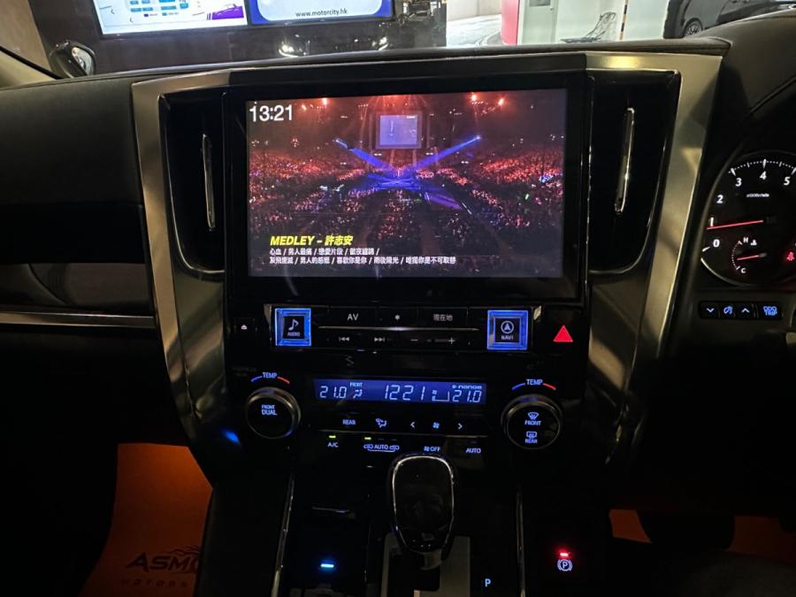 Alphard 2.5 SC Modellista - Image 4