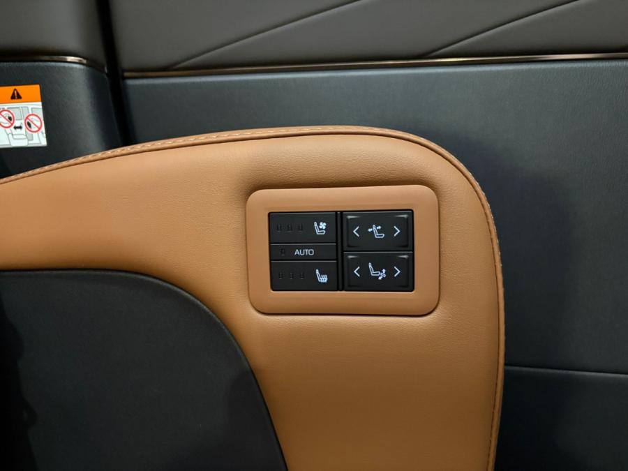 VELLFIRE 2.4 Turbo - Image 7