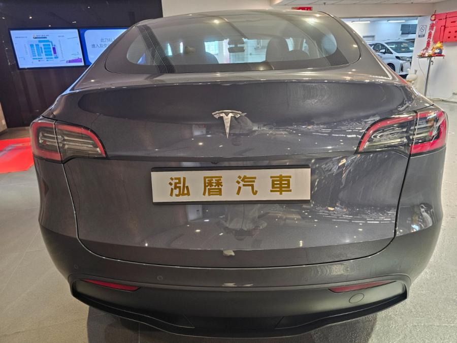 MODEL Y RWD - Image 5