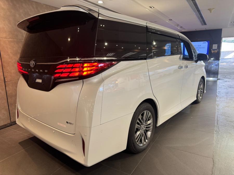 ALPHARD 2.5 HYBRID HEV - Image 3