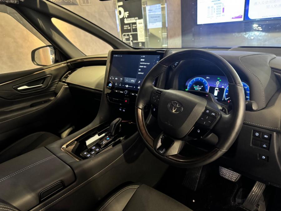 ALPHARD 2.5 HYBRID HEV - Image 4