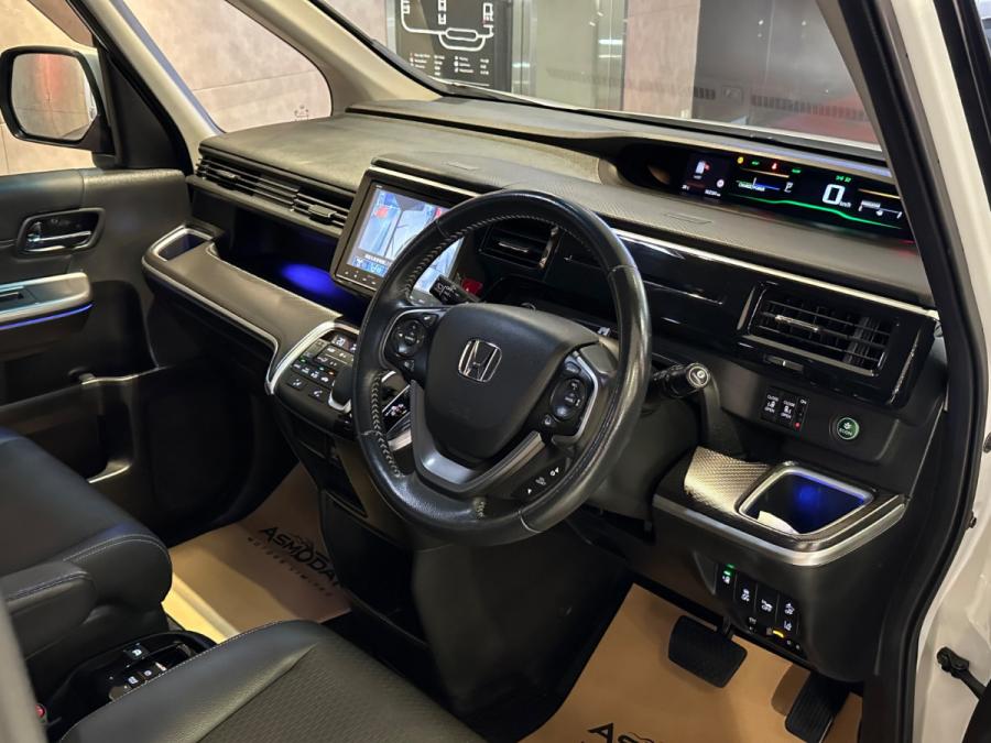 Stepwgn Hybrid EX Cool Mugen - Image 2