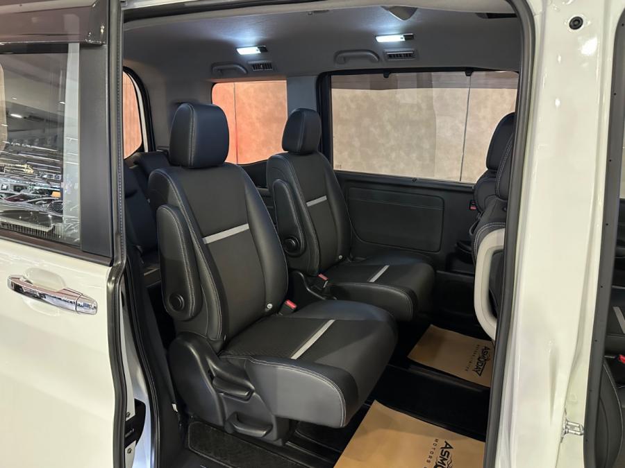 Stepwgn Hybrid EX Cool Mugen - Image 6