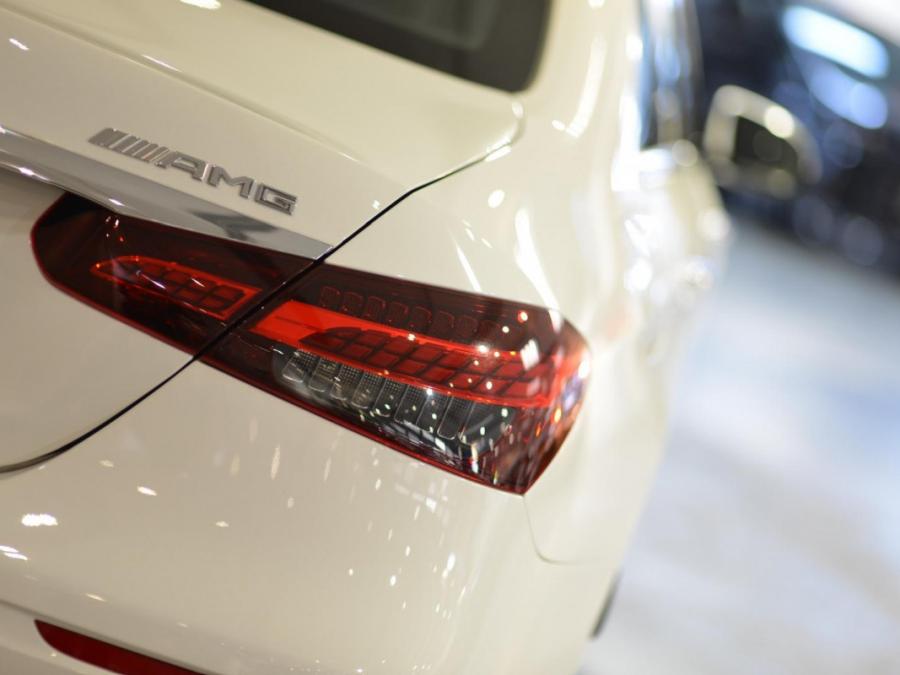 E200 AMG FACELIFT - Image 3