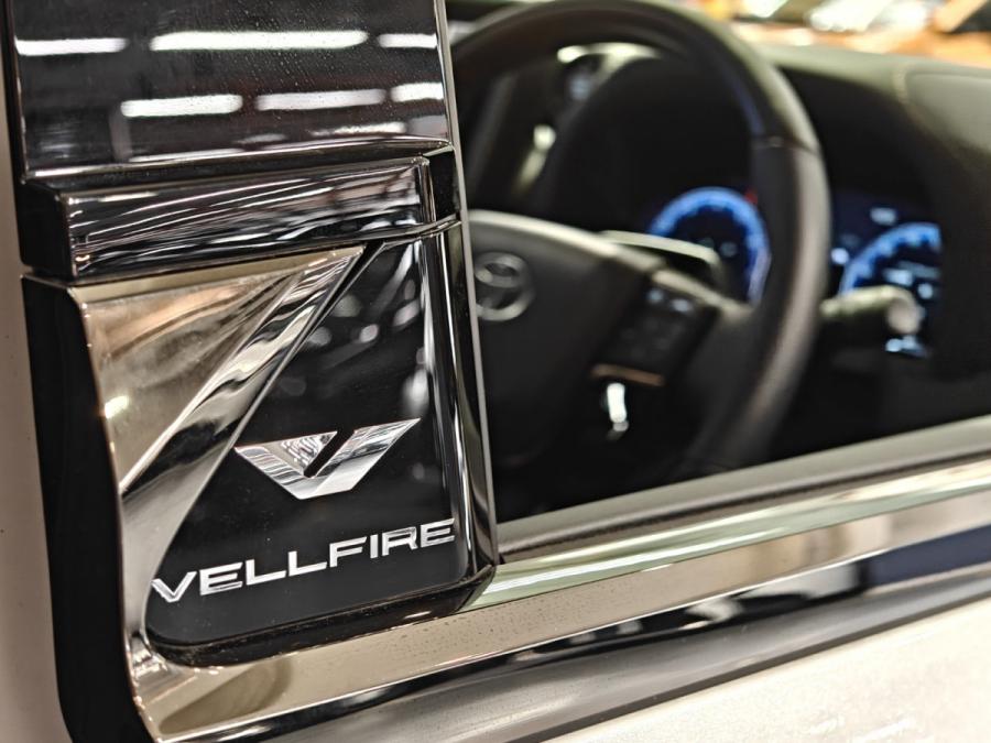 VELLFIRE Z Premier Grade 2.4 Turbo - Image 22