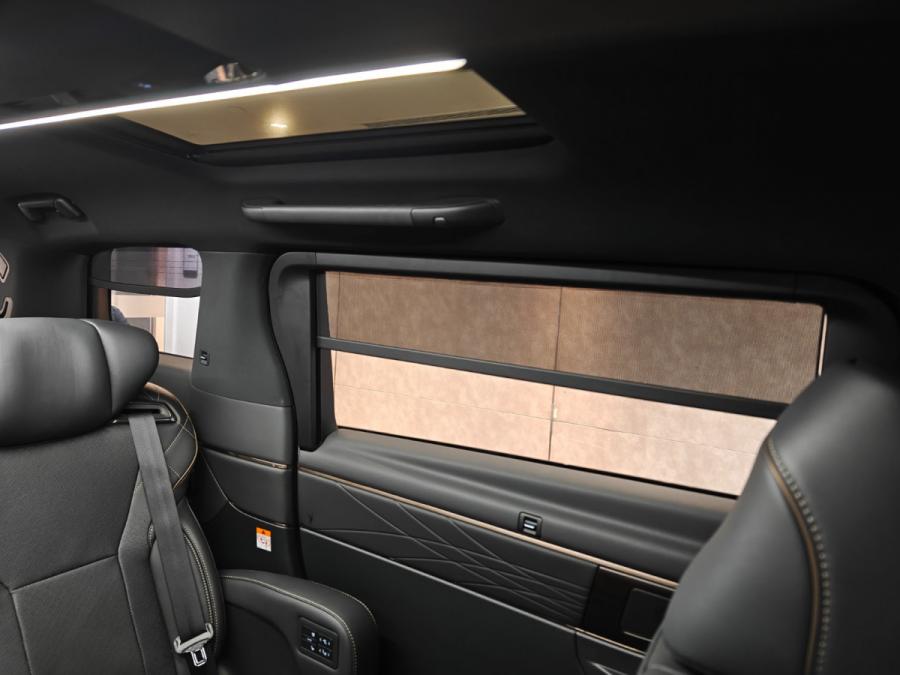 VELLFIRE Z Premier Grade 2.4 Turbo - Image 12