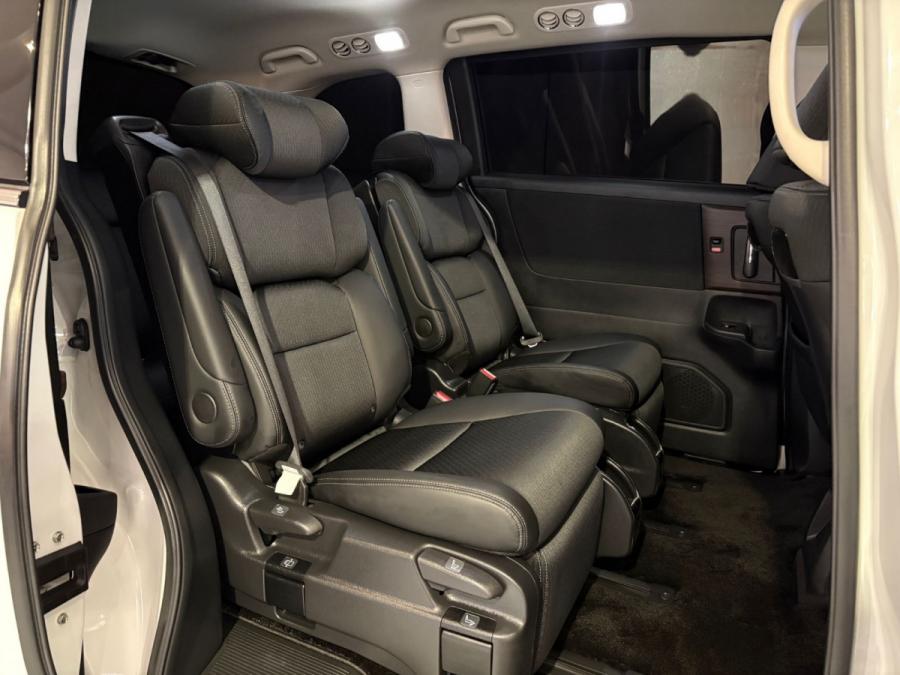 ODYSSEY ABSOLUTE EX e:HEV - Image 6