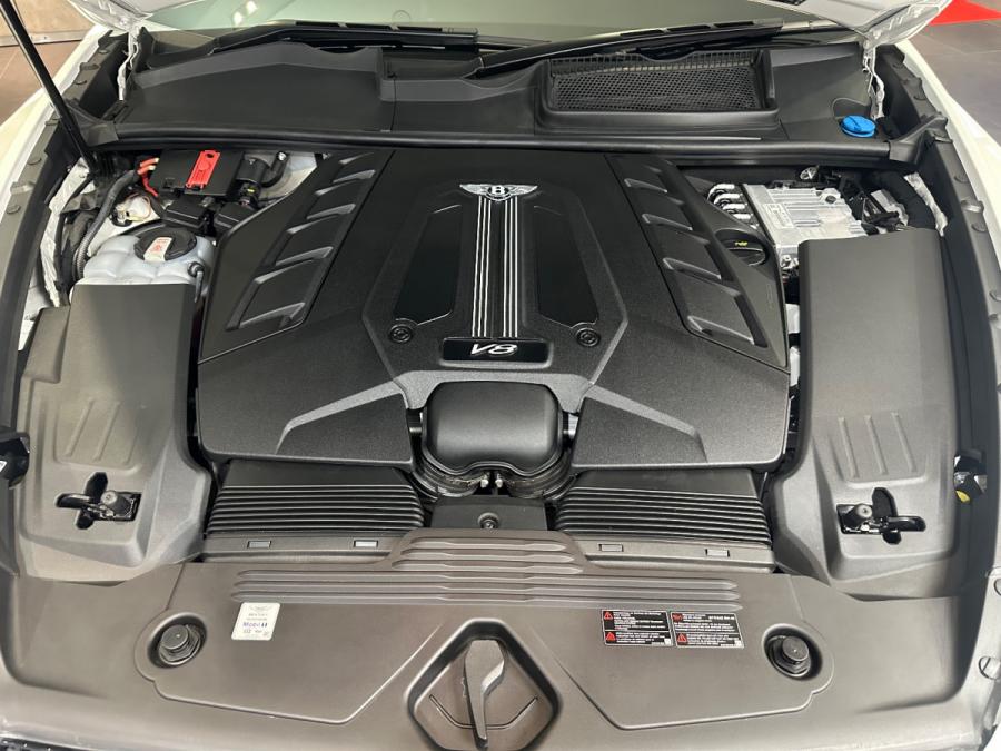 Bentayga EWB V8 BLACK EDITION - Image 6