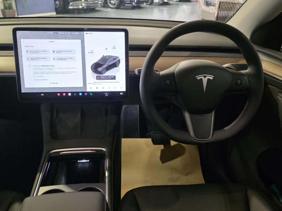 MODEL Y SR - Image 5