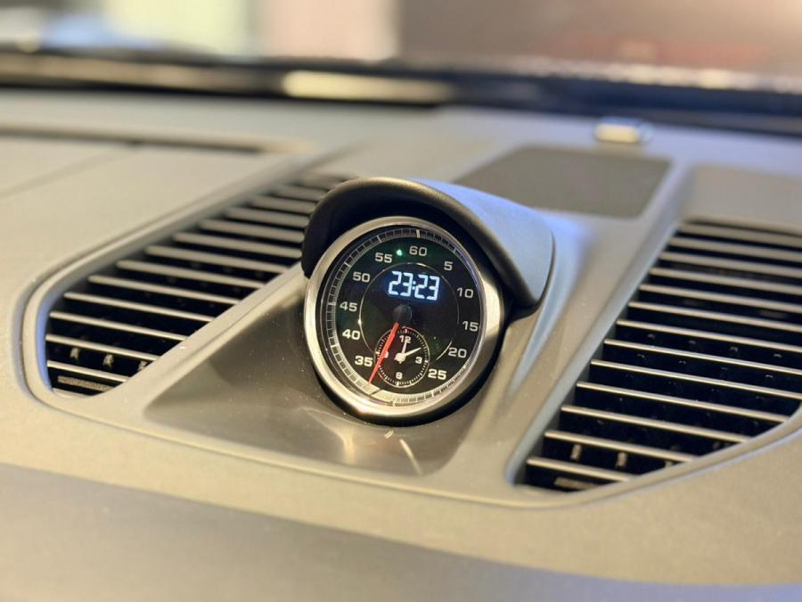 911 CARRERA S COUPE - Image 9