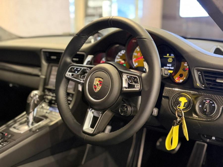 911 CARRERA S COUPE - Image 7