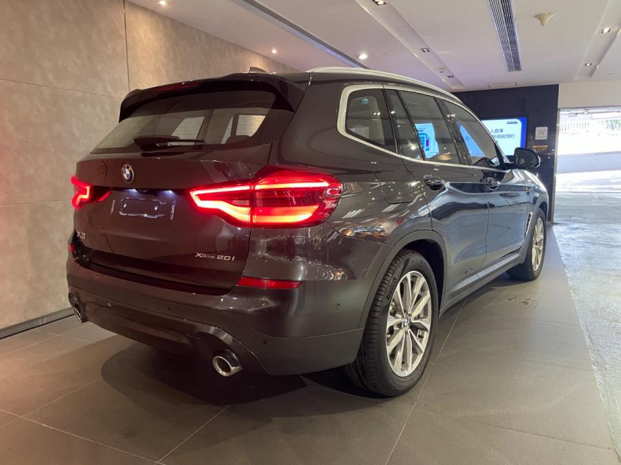 BMW X3  (X-Line) - Image 3