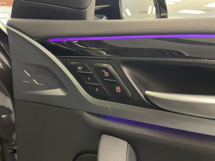 BMW X3  (X-Line) - Image 13