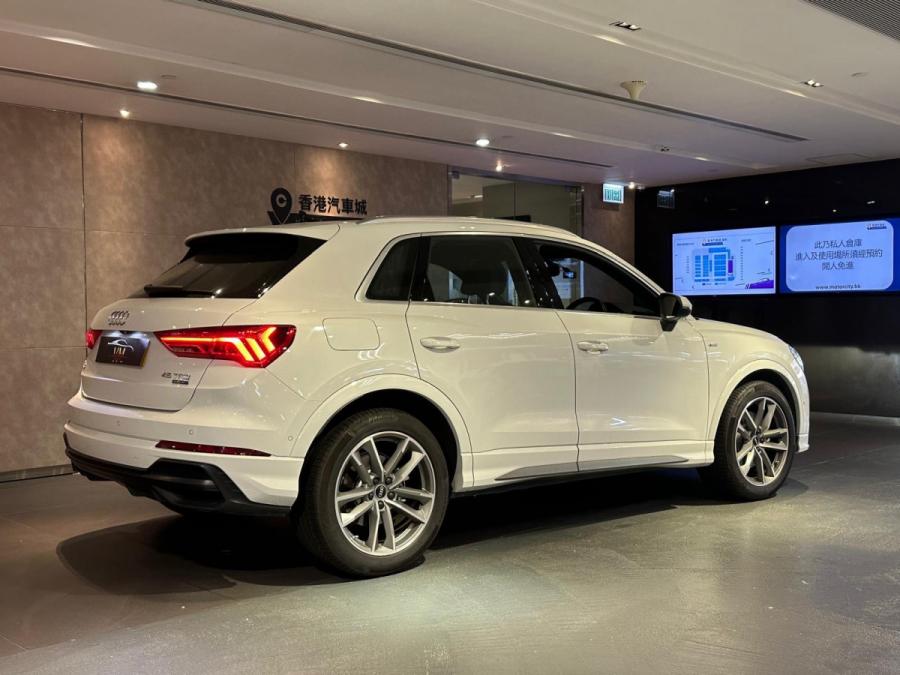 Q3 45 TFSI QUATTRO S LINE - Image 2