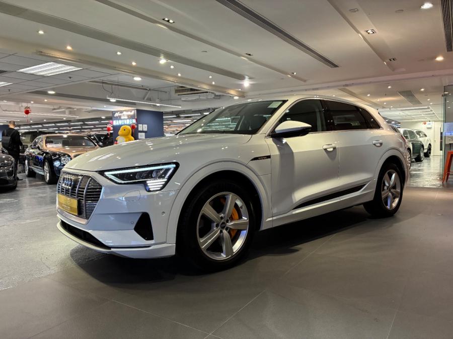 Q8 e-tron 55 quattro - Image 3