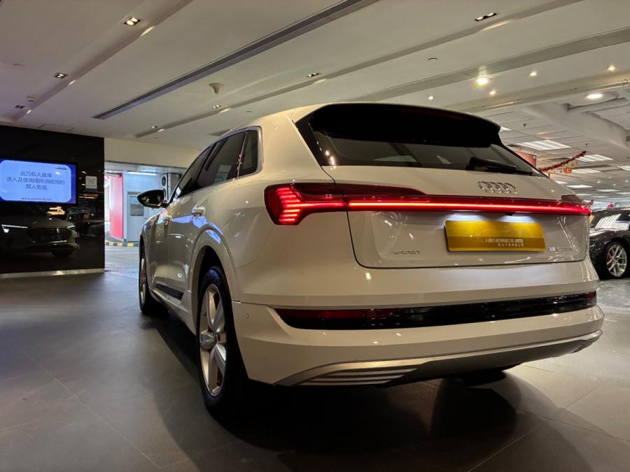 Q8 e-tron 55 quattro - Image 4