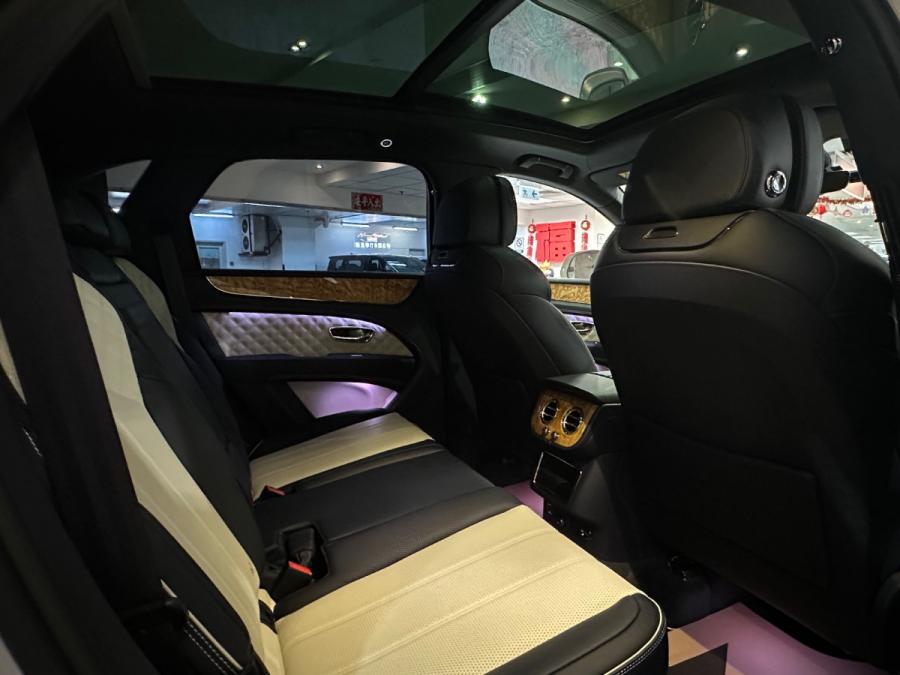 Bentayga 4.0 V8 - Image 4