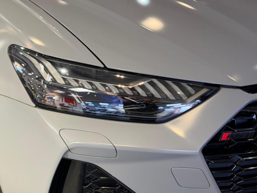 RS6 AVANT QUATTRO - Image 6