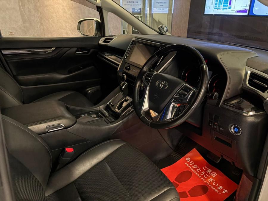 VELLFIRE 2.5ZG M`z Speed - Image 3