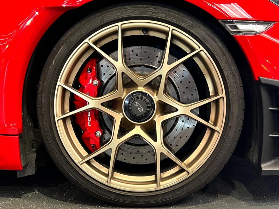 718 Cayman GT4 RS - Image 3