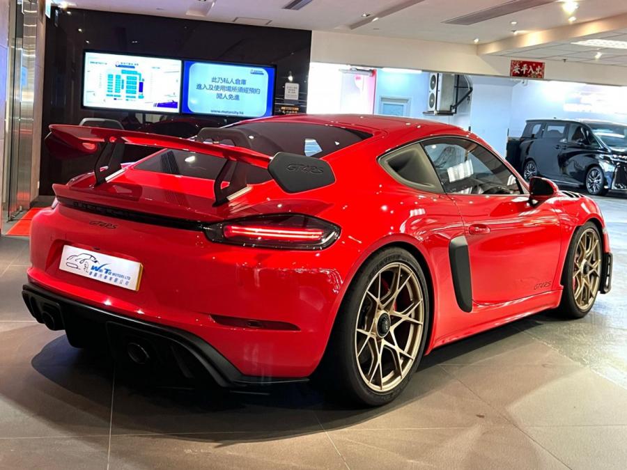 718 Cayman GT4 RS - Image 16