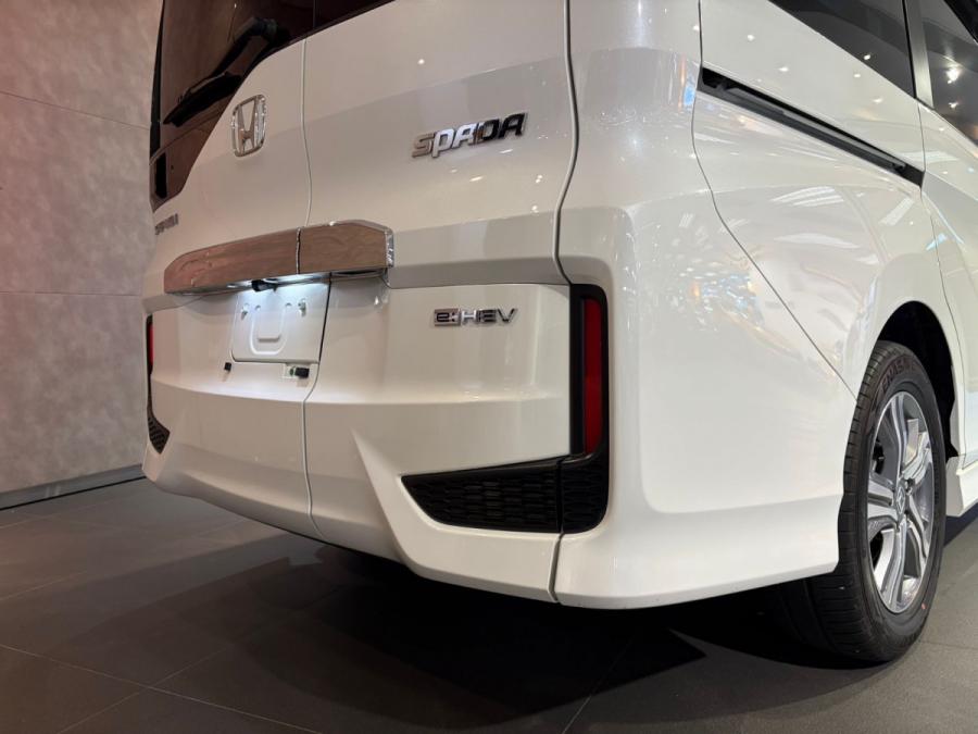 STEPWGN SPADA EX e:HEV - Image 8