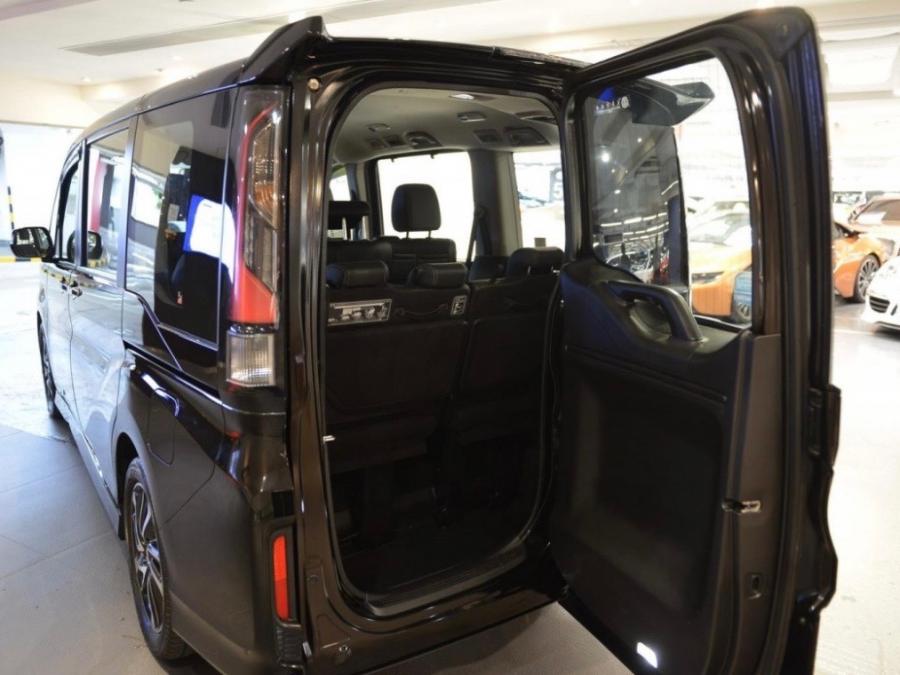 STEPWGN 1.5 TURBO SPADA - Image 15