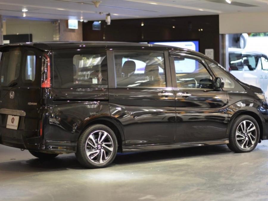 STEPWGN 1.5 TURBO SPADA - Image 8