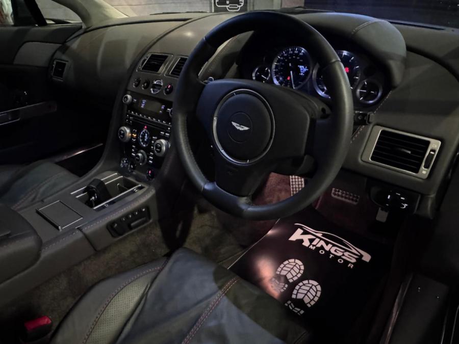 V8 VANTAGE - Image 4