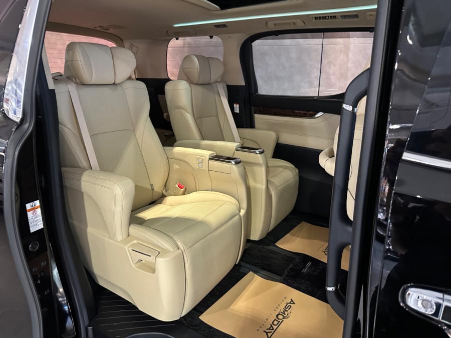 Alphard 2.5 Hybrid GF - Image 7