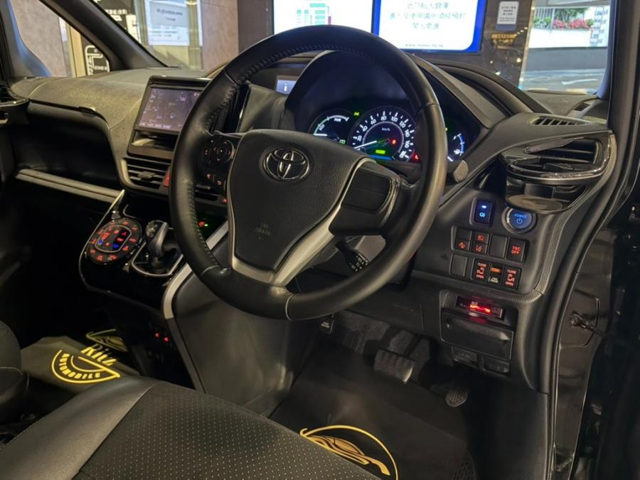 Voxy ZS Hybrid 煌III - Image 5