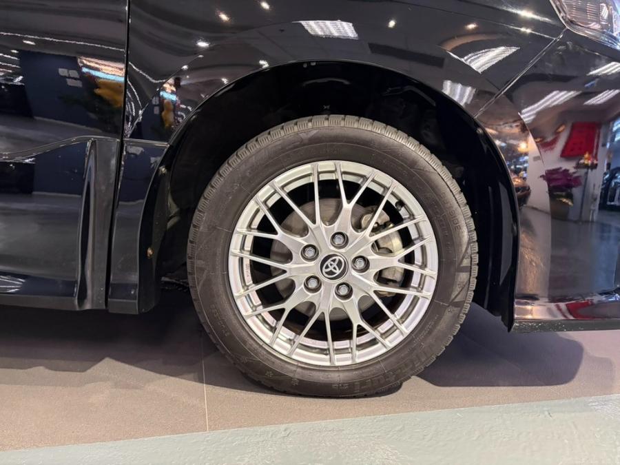 Voxy ZS Hybrid 煌III - Image 11