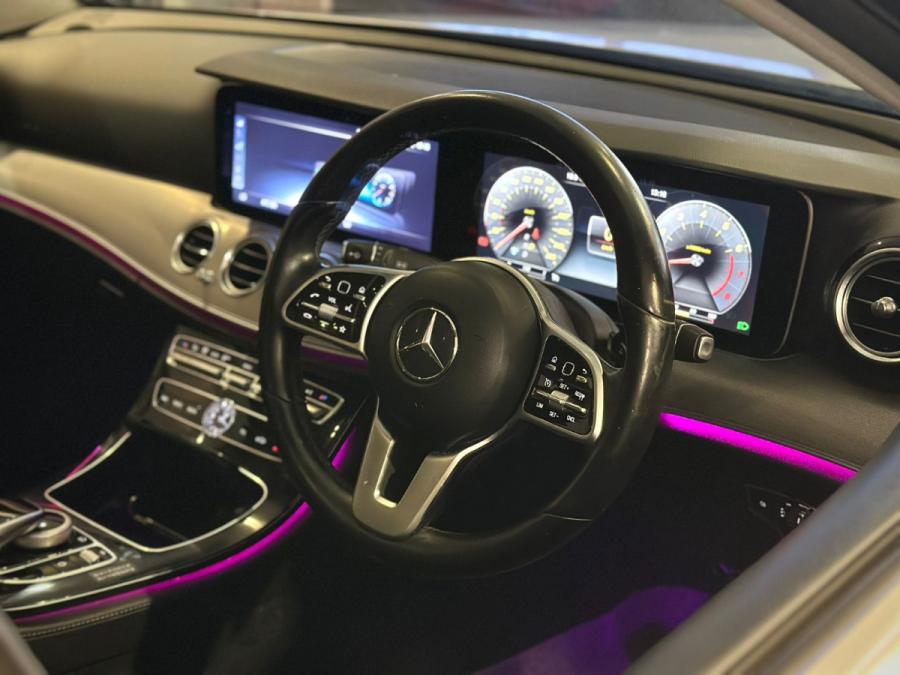 E200 AVANTGARDE - Image 4