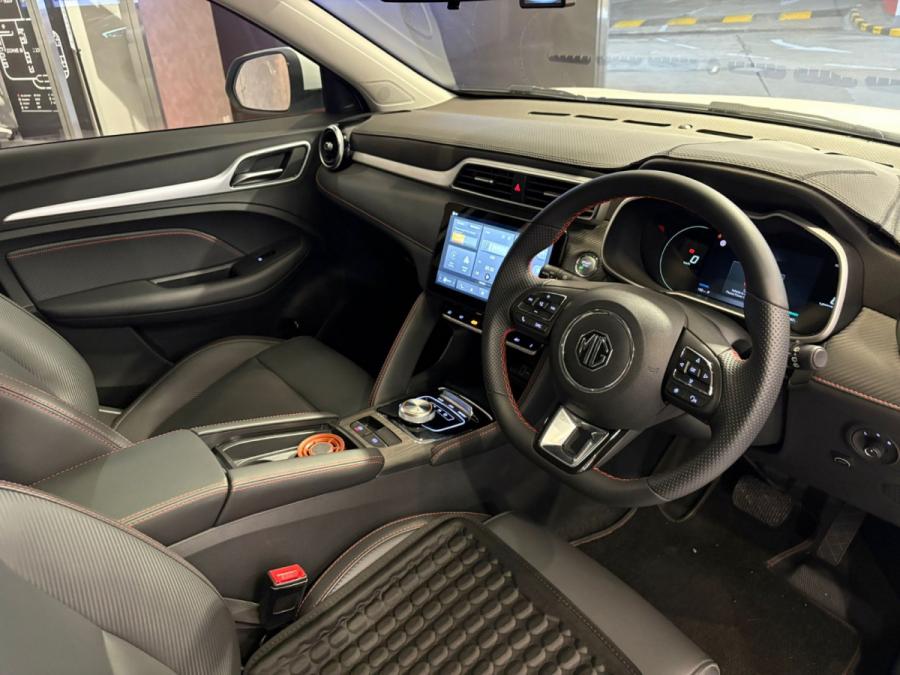 MG ZS EV - Image 3