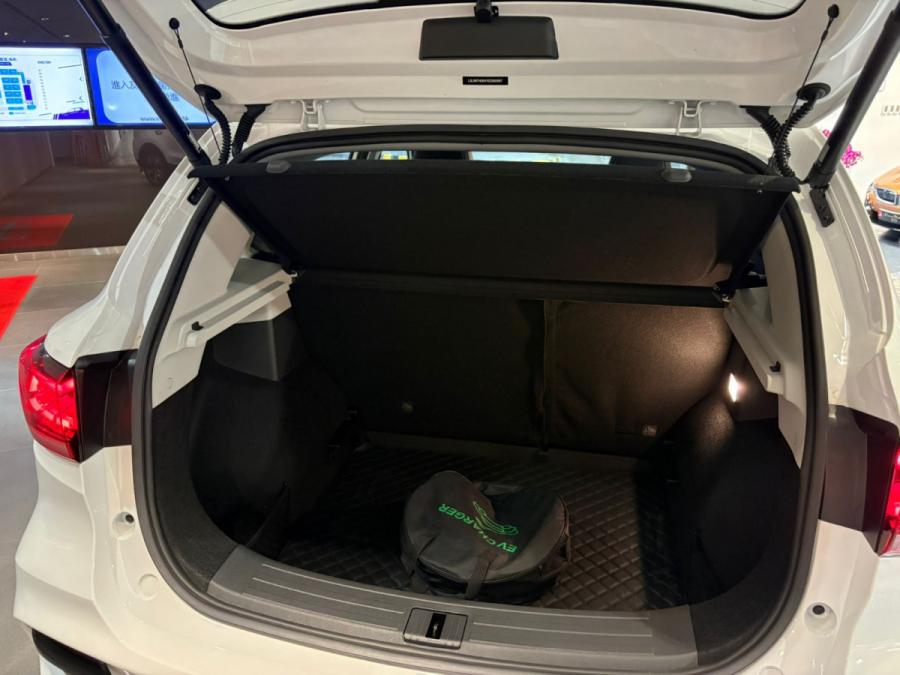 MG ZS EV - Image 6