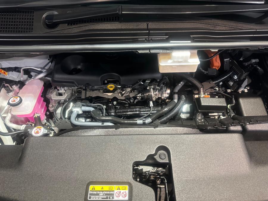 Alphard 2.5 HEV E-Four EL - Image 7