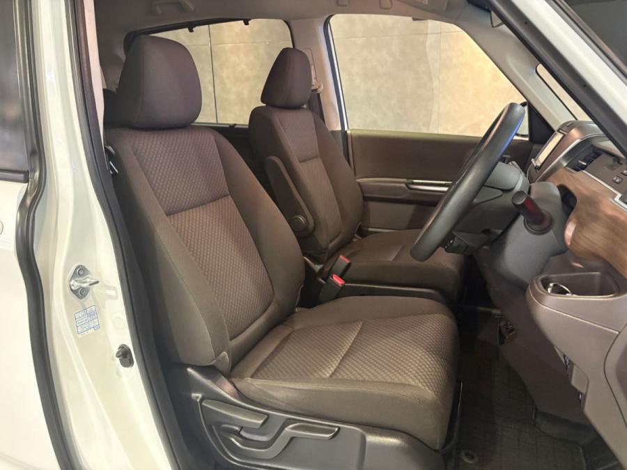 Freed Hybrid 7座 - Image 8