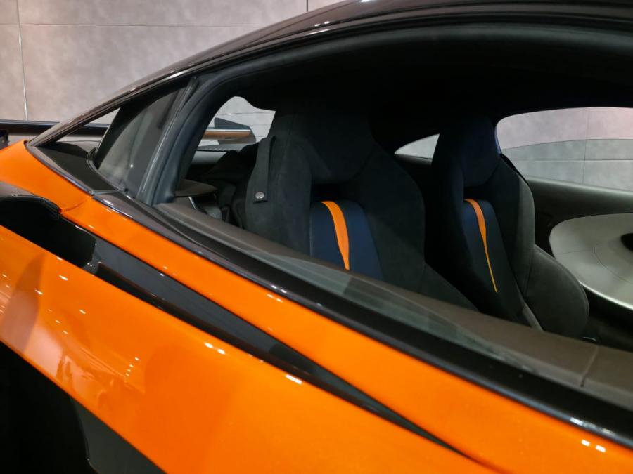 570S COUPE - Image 2