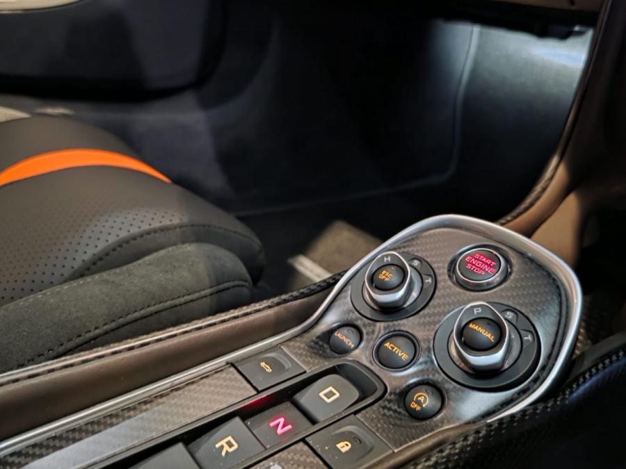 570S COUPE - Image 6