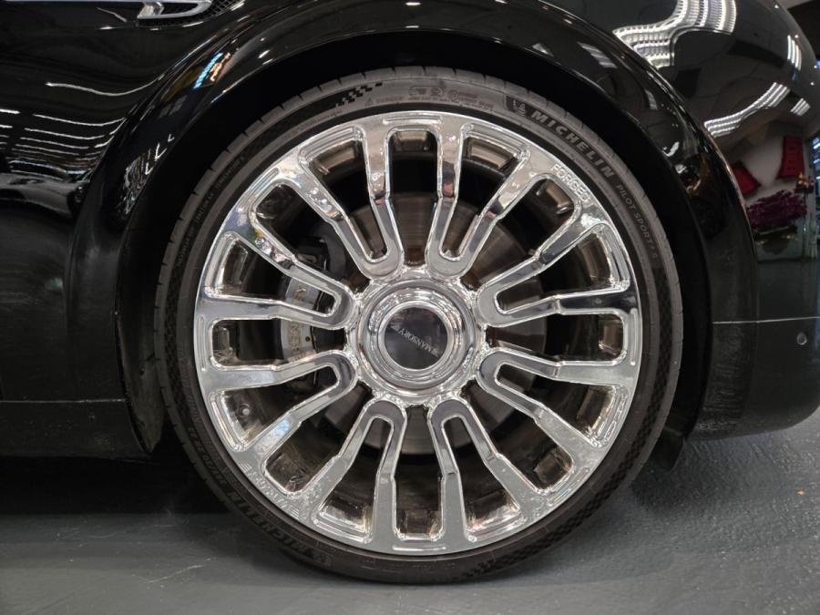 FLYING SPUR V8 - Image 13