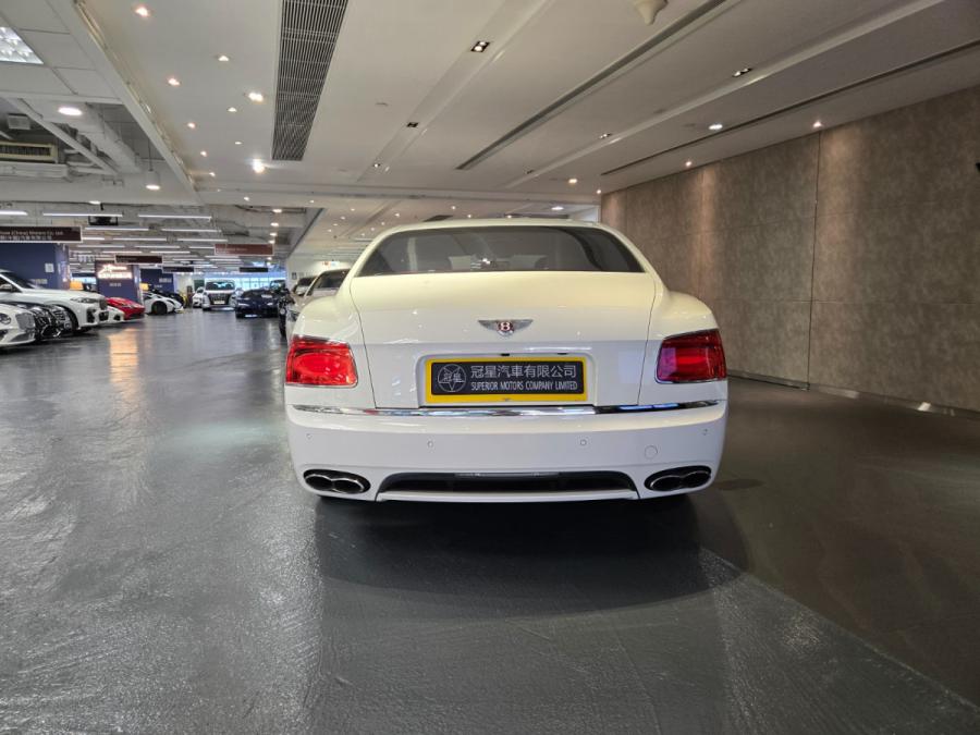 FLYING SPUR V8 - Image 4