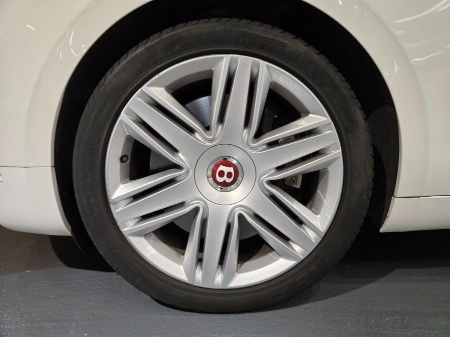 FLYING SPUR V8 - Image 9